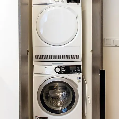 Daire In Sofia's Core - Ndk